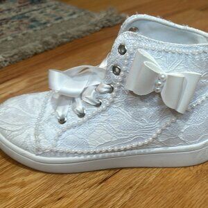 White Sweetie Pie High Tops-Size 4